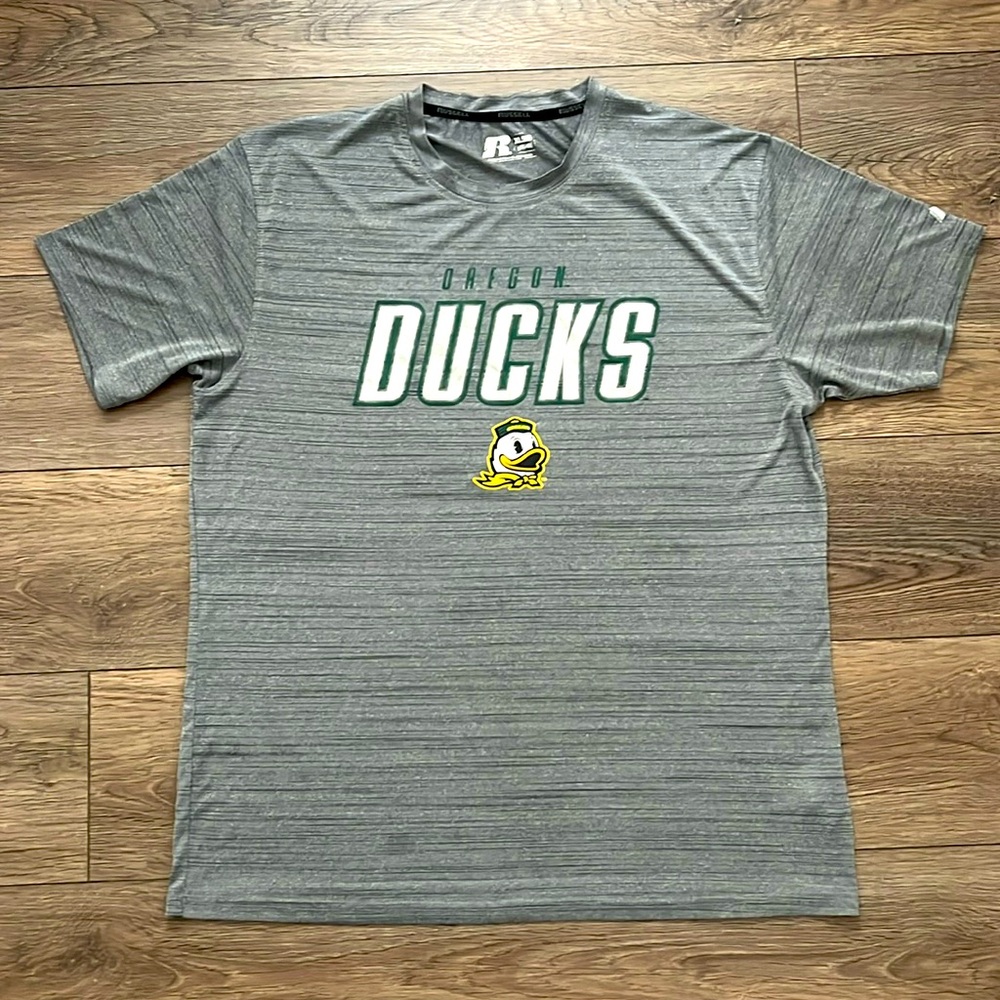 Russell Athletic Men’s College Football Oregon Ducks‎ Logo Polyester T-Shirt XL